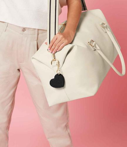 BagBase Boutique Heart Key Clip - BLK - ONE